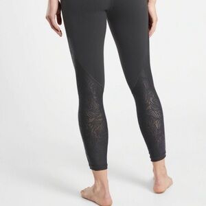 Athleta Luxe Lace 7/8 Black Leggings size L/XL